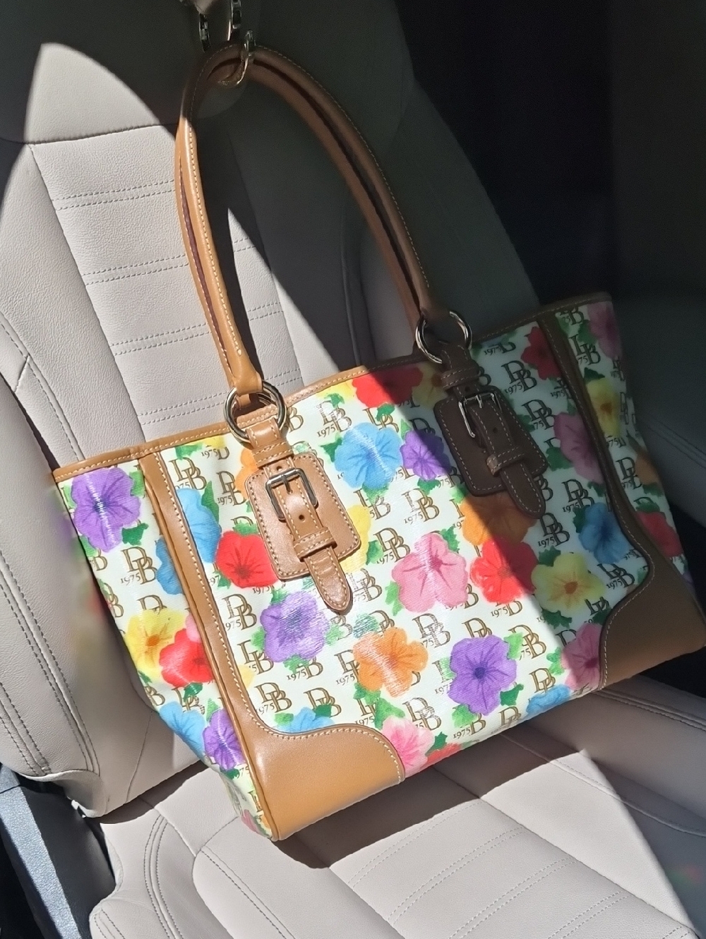 Floral Print Tote and Open Style Wallet with Tan Trim - Multicolor
